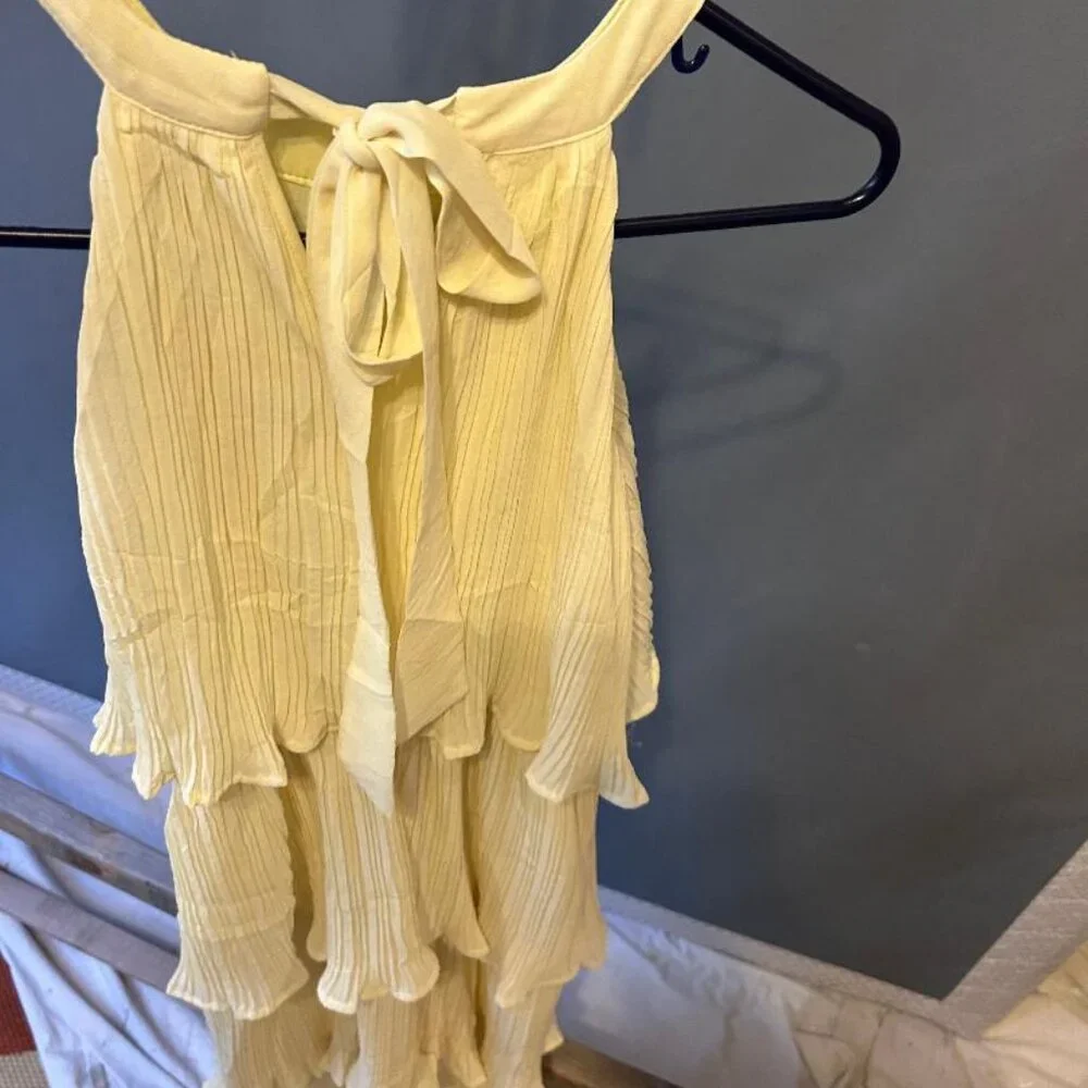 DRESSES - Picture 4 of 8